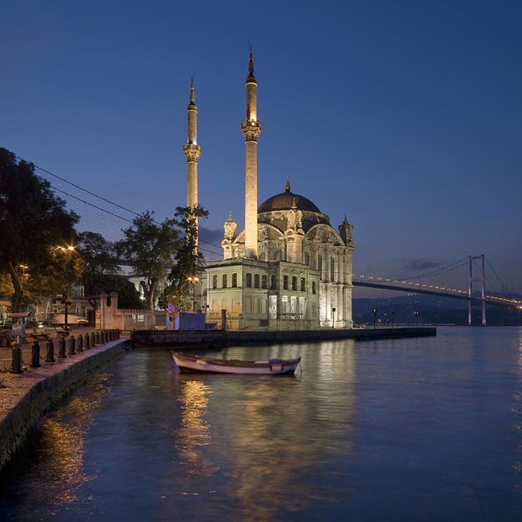 Get closely acquainted on IstanbulGet closely acquainted on Istanbul